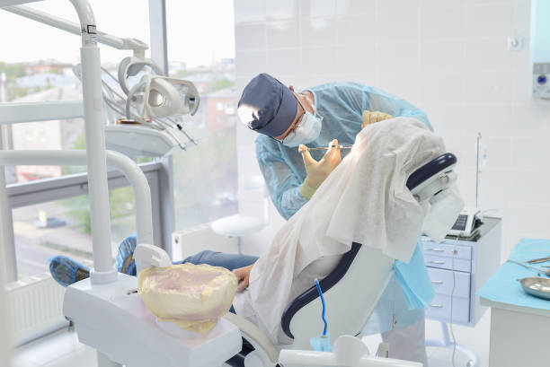 Best Mobile Emergency Dentist in Stratmoor, CO